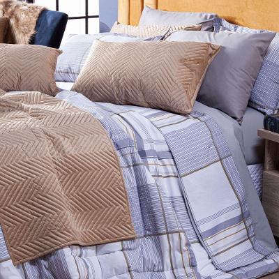 Jogo De Cama Ravena Cinza Casal 04 Peças 200 Fios