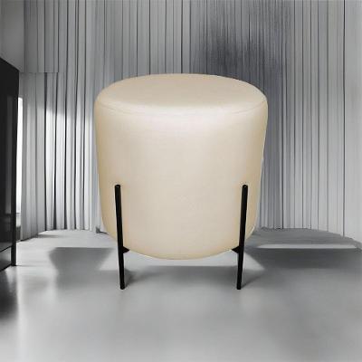 Puff Redondo Decorativo Base Pés De Ferro Milão Bege Base Pés Preto