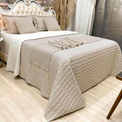 Cobre Leito Queen Decor Dupla Face Com Almofadas E Xale 8 Peças - Bege