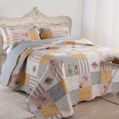 Kit Cobre Leito Colcha Daily King 3 Peças Dupla Face Estampado Floral Patchwork 15 100% Poliéster