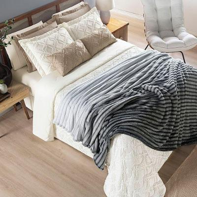 Coordenado Cobre Leito E Cobertor Fluflu Queen Ultrasoft Alto Relevo Dupla Face Cinza 100% Poliéster