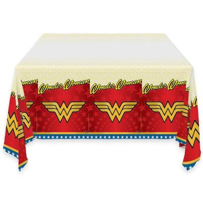 Toalha De Mesa Mulher Maravilha - 1,2m X 1,8m