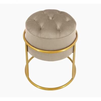 Puff Banqueta Estofado Decorativo Base De Ferro Capitonê Suede Bege Eli Móveis E Decoração