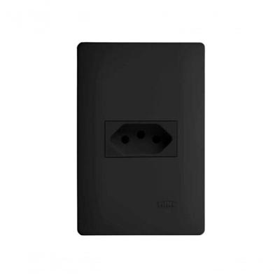 Conjunto Fame Habitat Black - Tomada 2p+t 10a