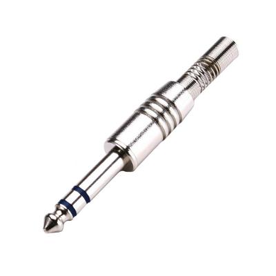 Plug Santo Angelo P10 Ninja Estereo Com Mola Niquel