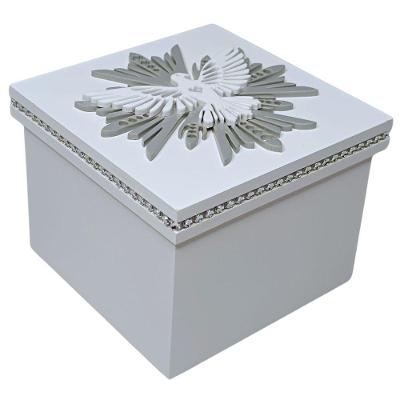Caixa Strass Presente Para Batizado Com Símbolo Pomba Do Espirito Santo  (12x12x09)