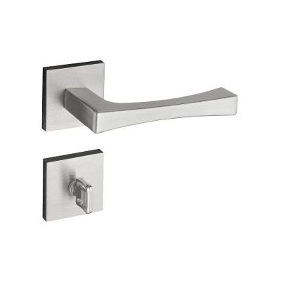 Fechadura Vivaldi Cromado Acetinado Roseta Quadrada 40mm Pado Banheiro / Wc