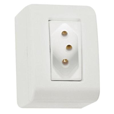 Conjunto Caixa 1 Tomada 2p + T250v/ 20a - Tramontina
