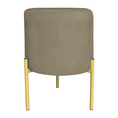 Puff Decorativo Soren Suede Marrom Rato Pés De Ferro Dourado - Pallazio