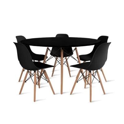 Conjunto De Mesa De Jantar Eames Eiffel Redonda 110cm Tampo De Madeira Preto Com 5 Cadeiras Pretas
