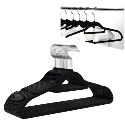 Kit Com 10 Cabides Slim De Veludo - Organização E Sofisticação preto