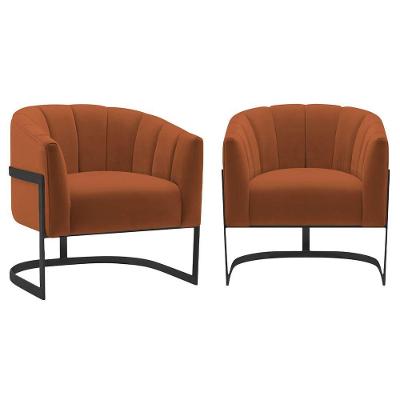 Kit 2 Poltronas Decorativas Sala De Estar Recepção Mavie Base De Ferro Preto Suede - Amarena Móveis Cor Terracota