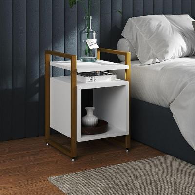Mesa De Cabeceira Industrial Marrocos Ferro Dourado E Tampo Branco