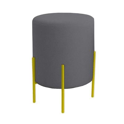 Puff Orgânico Boucle Thor Com Pés De Ferro Dourado Cinza Escuro