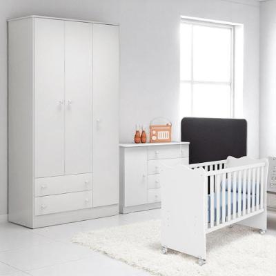 Conjunto Infantil Doce Sonho Branco: Berço Doce Sonho + Kit Rodízios + Cômoda Doce Sonho + Guarda-roupa Doce Sonho