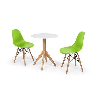 Conjunto Mesa de Jantar Maitê 60cm Branca com 2 Cadeiras Charles Eames Verde