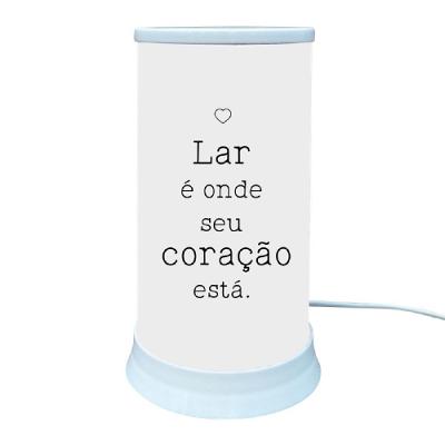 Ilumine Sua Inspiração Com A Elegante Luminária Be Amazing Para Sua Mesa!