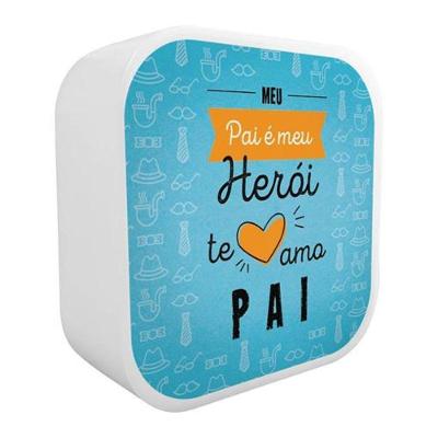 Iluminação Heroica: Luminária Box Para Homenagear O Superpai Com Estilo E Carinho