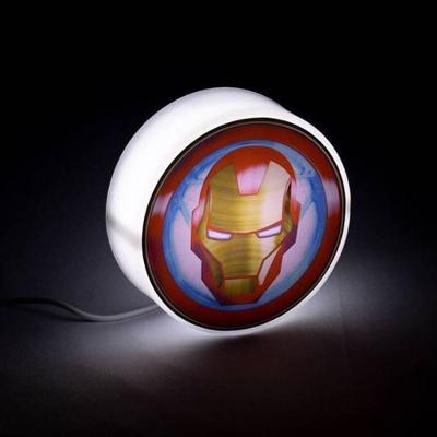 Luminária Led Redonda Iron Man - Ilumine Seu Mundo Com Estilo E Conexão Usb!