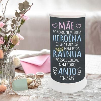 Ilumine Seu Espaço Com A Elegância Da Luminária De Mesa Mãe Heroína - Design Moderno!