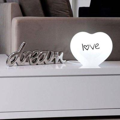 Luz Do Amor: Luminária Led Em Coração Para Ambientes Aconchegantes E Românticos