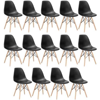 Kit 14 Cadeiras Charles Eames Eiffel Dsw Com Pés De Madeira Clara Preto