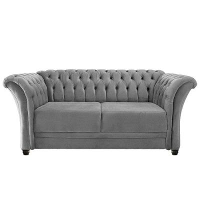Namoradeira Chesterfield Sofia Suede Cinza