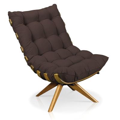 Poltrona Giratória Costela Suede Base Madeira Marrom