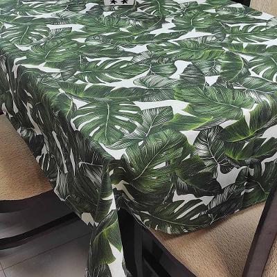 Toalha De Mesa Térmica Impermeável 1,50M X 4,00M Para Mesa 10 A 12 Cadeiras - Verde Floral