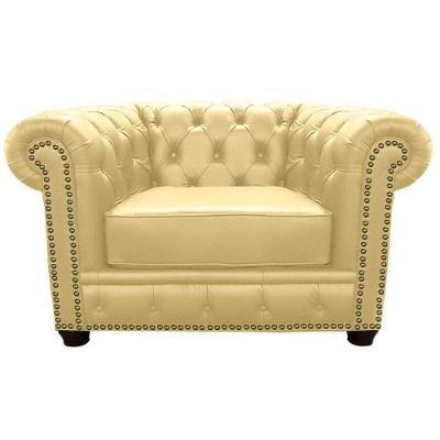 Poltrona Chesterfield com Pés Madeira Couro Bege