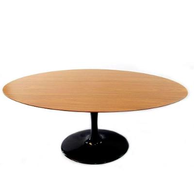 Mesa de Jantar Tulipa Oval 198x122cm Tampo Freijó Preto