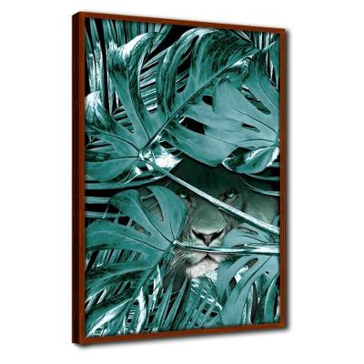 Quadro Cx Alta Leão Na Floresta Esverdeado 40x60 Moldura Ocre