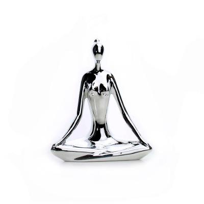 Escultura Yoga Prata Em Porcelana Pose Meditação 15,5x20cm