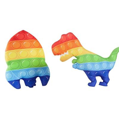 Par De Almofadas Formatos Pop It Dinossauro 40Cm X 40Cm C/ Enchimento