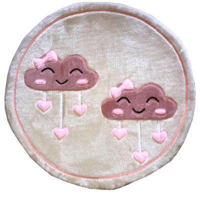 Tapete Pelúcia Nuvem Feliz 90Cm X 90Cm Quarto Infantil Base Emborrachado - Palha Com Rosê