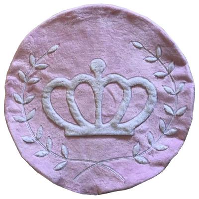 Tapete Pelúcia Coroa Ramos 90Cm X 90Cm Quarto Infantil Base Emborrachado - Rosa