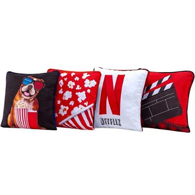 4 Capas De Almofadas Movie Dog 45cmx45cm Com Viés