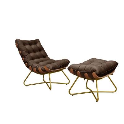 Kit Poltrona Costela Com Puff Pés Cruzados Dourado Suede Marrom