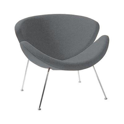 Poltrona Design Trevo Linho Cinza Base Cromada Cor Cinza