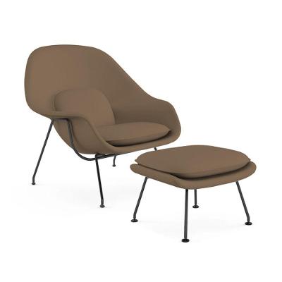 Poltrona Premium Womb Chair Com Puff Base Preta Sintético Marrom Cor Marrom
