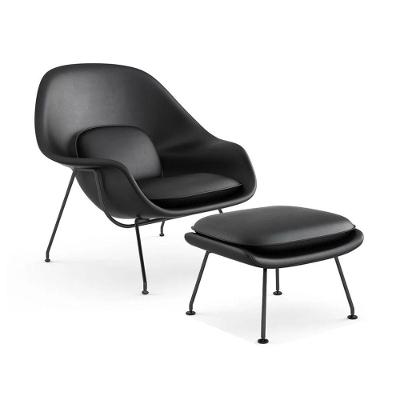 Poltrona Womb Chair Com Puff Base Preta Sintético Preto Cor Preto