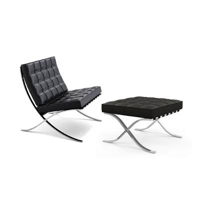 Poltrona Barcelona Couro Natural Com Puff Cromada Preto Cor Preto