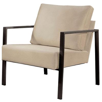 Poltrona Sophia Luxo Base Em Metal Industrial Castellar Móbile Off White