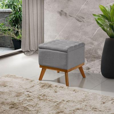 Puff Capitone Com Base Madeira D26 Soft Linho Sofatec Prata