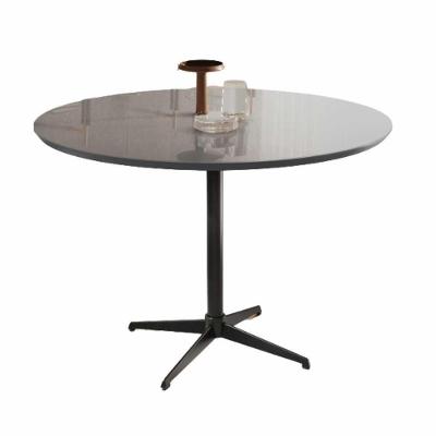Mesa De Jantar Sofia Concreto Com Pés Em Metal Preto