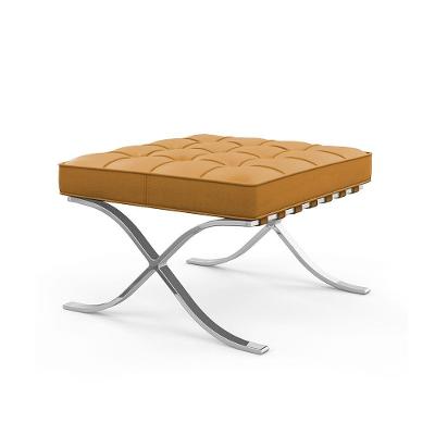 Puff Barcelona Inox Em Couro Natural Caramelo Cor Amarelo