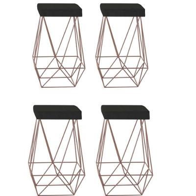 Kit 4 Puffs Luci Cor Bronze Assento Preto gatmagazine