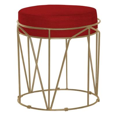 Puff Sala de Estar Base Gold Chloe Veludo Vermelho Gran Belo