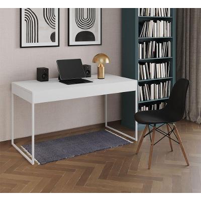 Mesa De Escritório Industrial Branca 137X53Cm Base Ferro Branco Com 1 Cadeira Preta
