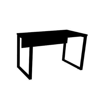 Mesa De Escritório Pé Tubular Pe25 Em Mdp 134 X 60 Cm Preta Com Base Preta